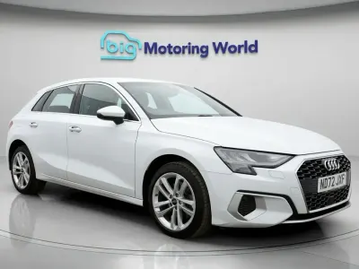 Begagnad Audi A3 Sportback Sport 2023 Vit Halvkombi