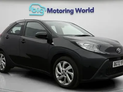 Używany Toyota Aygo X PURE 72 KM (52 kW) 2025 SUV