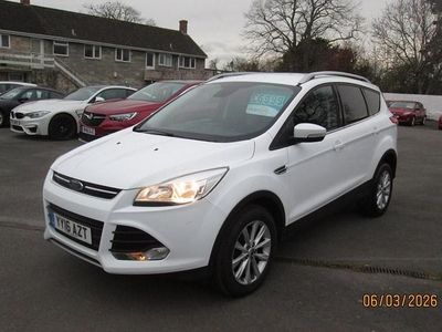Used Ford Kuga Titanium 150 HP (110 kW) 2016 White SUV