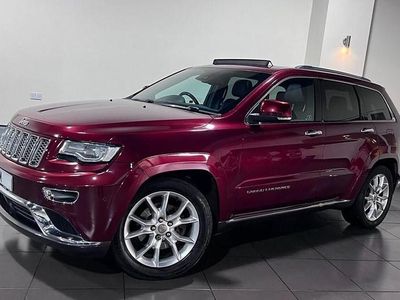 Red Used 2016 Jeep Grand Cherokee Summit SUV | £20,995 (A bit pricey)