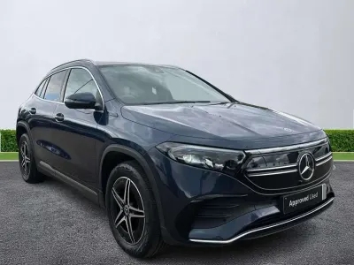 Begagnad Mercedes EQA250 AMG line 139 kW (190 HK) 2021 Blå SUV