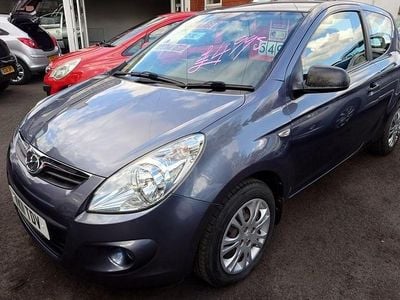 Used Hyundai i20 Classic 77 HP (56 kW) 2011 Grey Hatchback