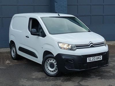 Used Citroën Berlingo 100 HP (73 kW) 2023 White MPV