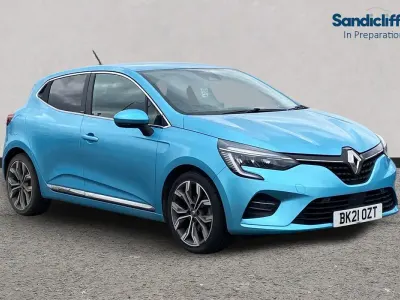 Used Renault Clio Version S 140 HP (102 kW) 2021 Blue Hatchback