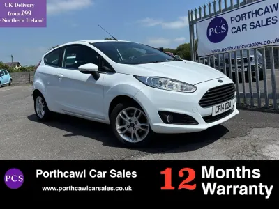 Used Ford Fiesta Zetec 82 HP (60 kW) 2014 White Hatchback