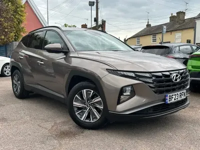 Używany Hyundai Tucson SE 150 KM (110 kW) 2023 Brązowy SUV