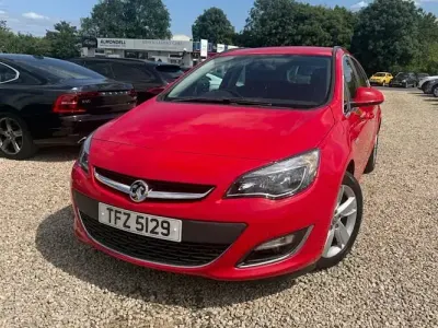 Used Vauxhall Astra SRi 116 HP (85 kW) 2015 Estate
