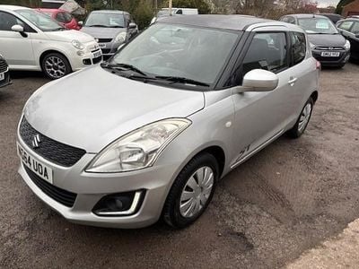 Begagnad Suzuki Swift 2015 Silver Halvkombi