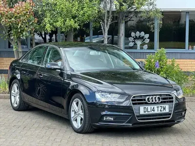 Używany Audi A4 2014 Czarny Sedan/Limuzyna