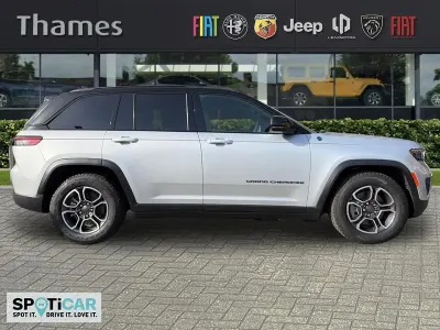Begagnad Jeep Grand Cherokee Trailhawk 376 HK (276 kW) 2024 SUV