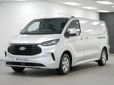 Used Ford Transit Custom Limited 136 HP (100 kW) 2024 Silver Van