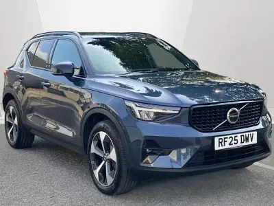 Used Volvo XC40 Plus 163 HP (119 kW) 2025 Blue SUV