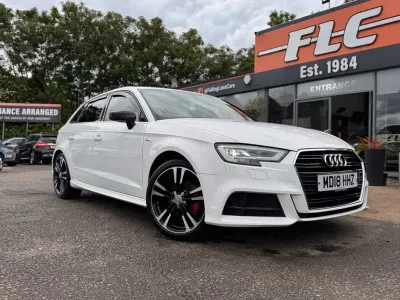Used Audi A3 Sportback S-Line 150 HP (110 kW) 2018 White Hatchback