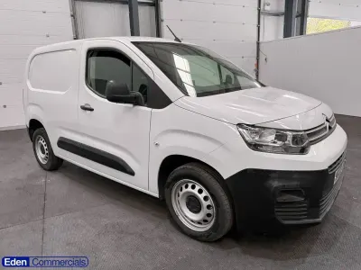 Used Citroën Berlingo 100 HP (73 kW) 2023 White MPV