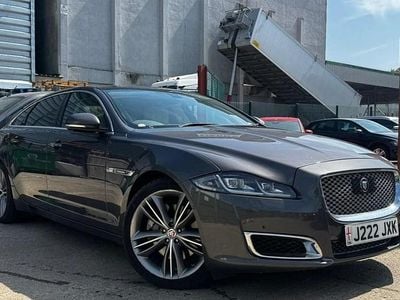 Jaguar XJ
