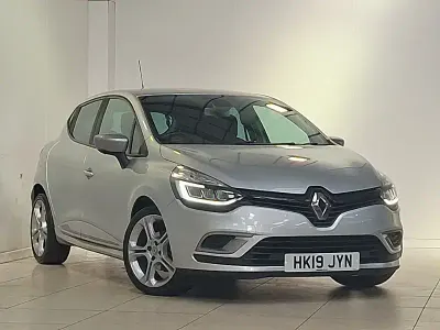 Używany Renault Clio IV GT-Line 90 KM (66 kW) 2019 Srebrny Hatchback