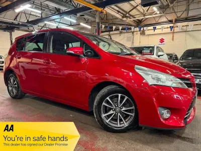 Used Toyota Verso Multidrive S 147 HP (108 kW) 2013 Red MPV