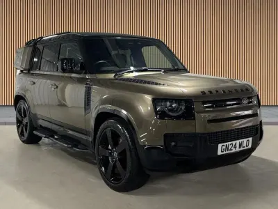 Used Land Rover Defender HSE Dynamic 2024 Gondwana stone SUV