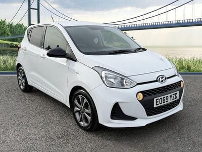 Used Hyundai i10 67 HP (49 kW) 2019 White Hatchback