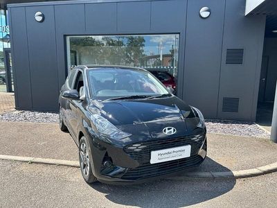 Phantom black New 2025 Hyundai i10 Advanced Hatchback | £16,688 (A bit pricey)