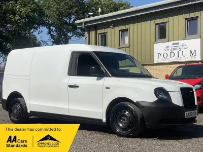 Used LEVC VN5 Business 150 HP (110 kW) 2022 White MPV