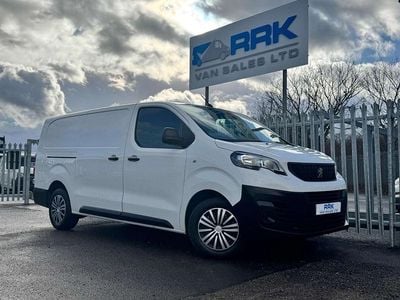 Używany Peugeot Expert Premium 2023 Biały Van