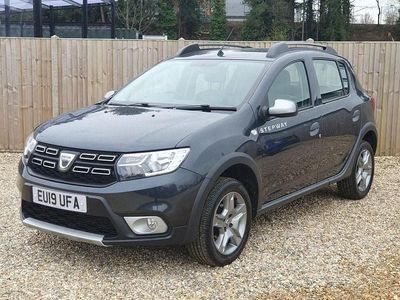 Used Dacia Sandero Comfort 90 HP (66 kW) 2019 Grey Hatchback