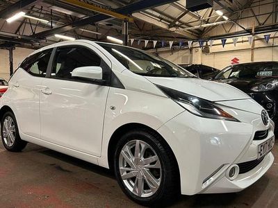 White Used 2017 Toyota Aygo x-press Hatchback | £5,300 (Good price)