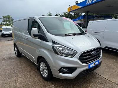 Used Ford Transit Custom Limited 130 HP (95 kW) 2022 Silver