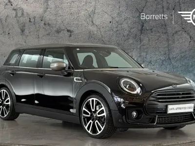Usado Mini Cooper Clubman 136 CV (100 kW) 2021 Negro Familiar