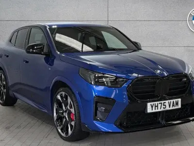 Begagnad BMW X2 Comfort Edition 296 HK (217 kW) 2025 Blå SUV