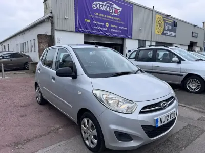 Używany Hyundai i10 Classic 86 KM (63 kW) 2012 Srebrny Hatchback