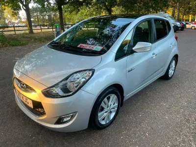 Used Hyundai ix20 Style 90 HP (66 kW) 2011 Silver Hatchback