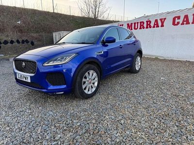 Usado Jaguar E-Pace R-Dynamic 150 HP (110 kW) 2019 Azul SUV