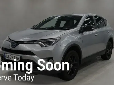 Used Toyota RAV4 218 HP (160 kW) 2019 Silver SUV