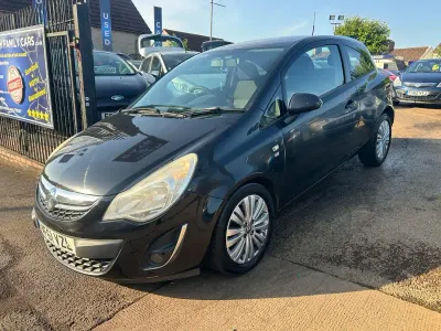 Used Vauxhall Corsa Excite 2011 Black Hatchback