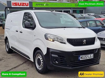 Used Peugeot Expert Premium 142 HP (104 kW) 2022 White Van