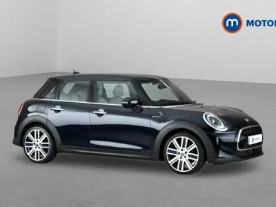 Used Mini Cooper Exclusive 136 HP (100 kW) 2022 Blue/black Hatchback