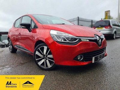 Used Renault Clio IV Dynamique 90 HP (66 kW) 2013 Red Hatchback
