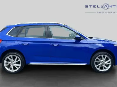 Begagnad Skoda Kamiq SE L Executive 148 HK (108 kW) 2023 Blå SUV