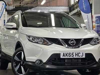 White Used 2016 Nissan Qashqai N-TEC SUV | £8,995 (Fair price)
