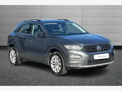 Usado VW T-Roc SE 115 HP (84 kW) 2018 Cinzento SUV