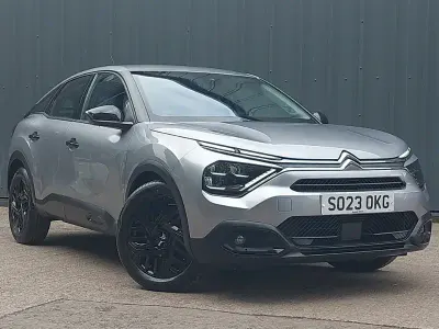 Begagnad Citroën C4 PureTech 101 HK (74 kW) 2023 Grå SUV