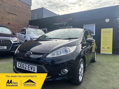 Used Ford Fiesta Zetec 82 HP (60 kW) 2012 Black Hatchback