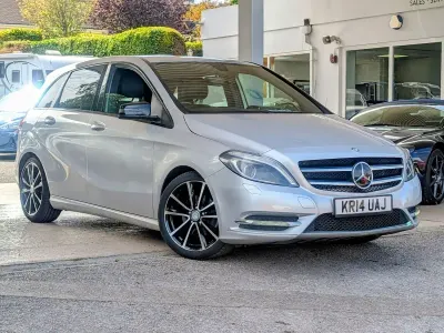 Used Mercedes B180 109 HP (80 kW) 2014 Silver Hatchback