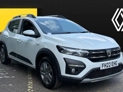 Used Dacia Sandero Comfort 91 HP (66 kW) 2022 White Hatchback