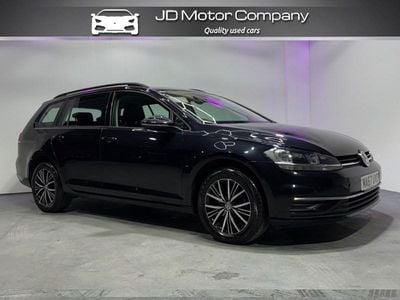 Used VW Golf VII SE 115 HP (84 kW) 2017 Black Estate