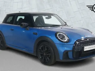 Used Mini Cooper Hatch 134 HP (98 kW) 2023 Blue Hatchback