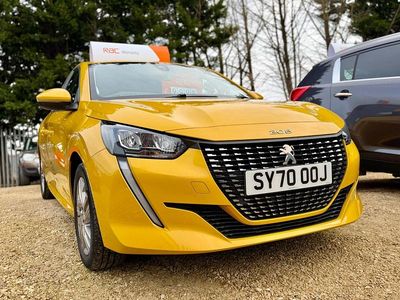 Used Peugeot 208 Active 75 HP (55 kW) 2020 Yellow Hatchback
