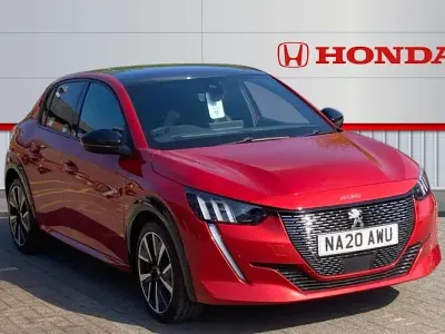 Używany Peugeot 208 GT-line 102 KM (75 kW) 2020 Czerwony Hatchback